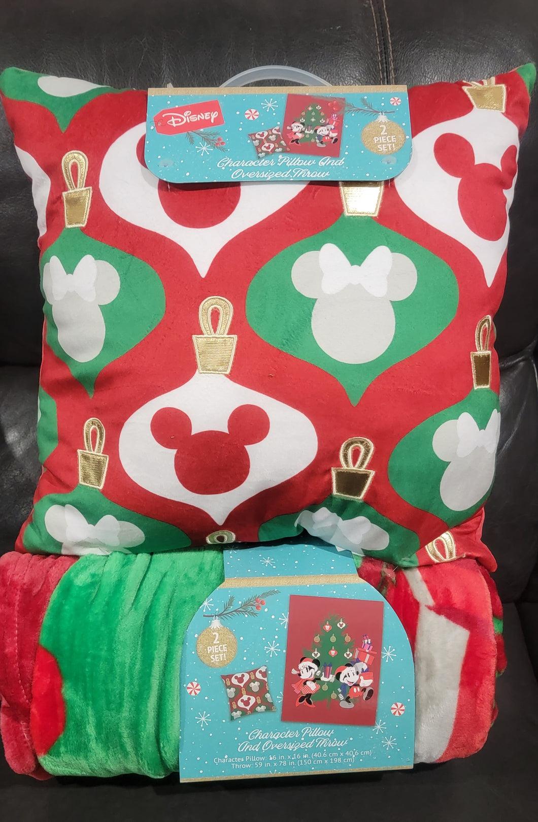 Disney Character Mickey And Minnie Mouse Pillow & Oversized Throw Set Christmas