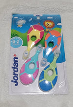 Load image into Gallery viewer, Jordan Step 0-2 years Baby Toothbrush, Teething Ring, BPA Free, 4-Pack
