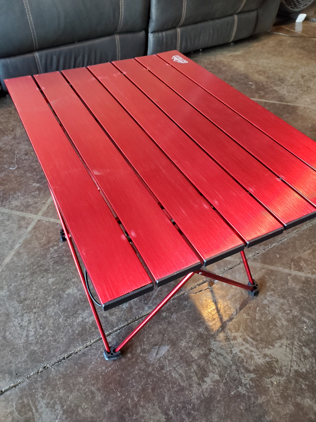 Outry Lightweight Aluminum Folding Table, Portable, (RED, Medium- Unfolded: 22.2