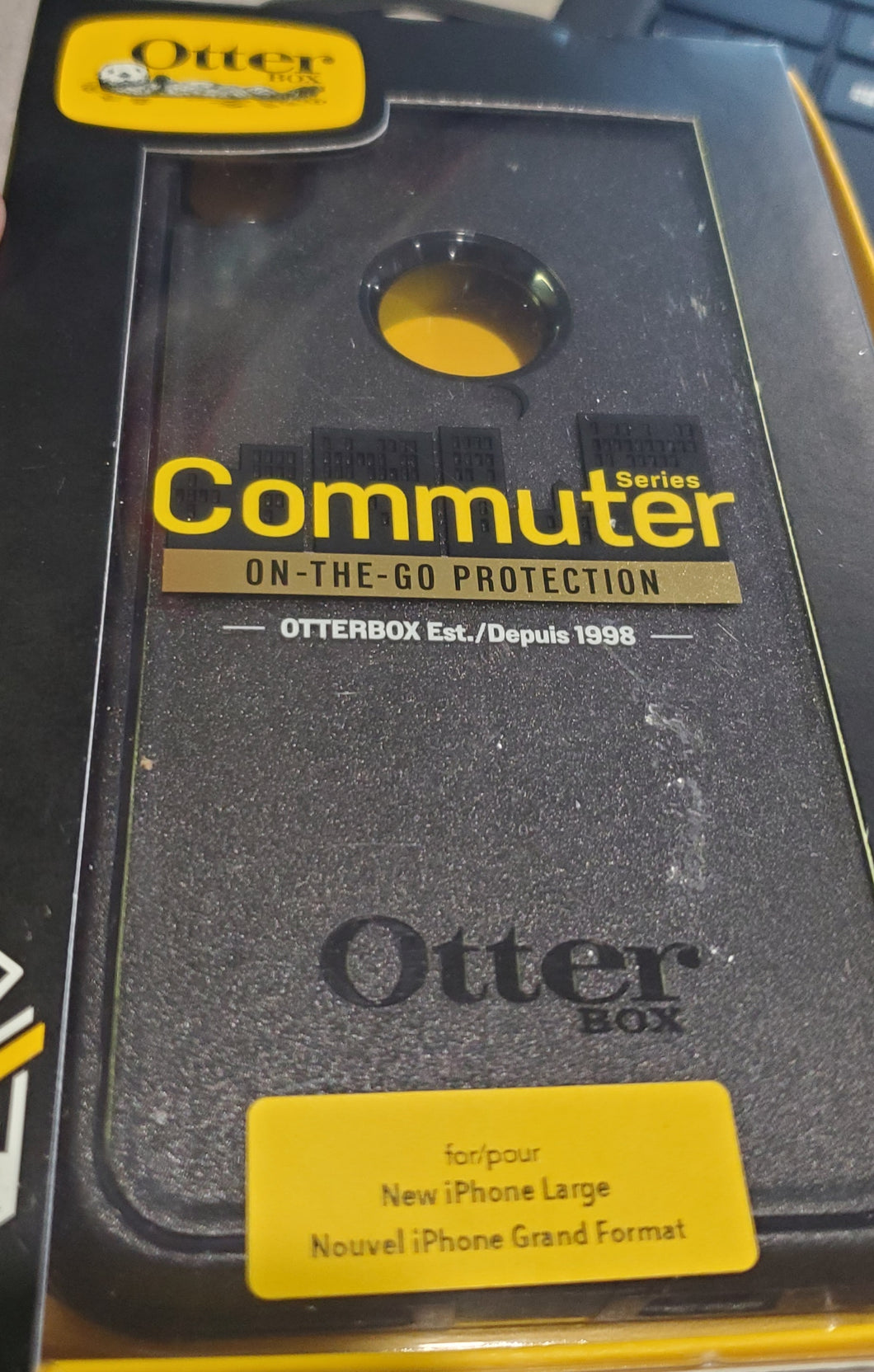 OtterBox Commuter Protective Series Compact Case for New iPhone Large - Black
