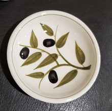 Load image into Gallery viewer, Harry &amp; David Olive Pattern mini Hors d&#39;oeuvre saucers, 2-Pk,  3.5&quot; x 1&quot;
