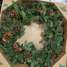 Load image into Gallery viewer, 32″ Mixed Greenery Wreath with pine cones &amp; Scotch Pine, No lights
