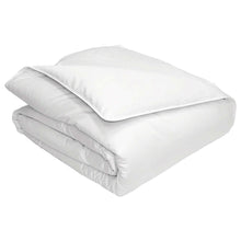 Load image into Gallery viewer, Hotel Grand, 240 TC Luxury White Goose Feather + Down Comforter  Twin

